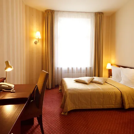 Monika Centrum 4*