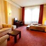 Hotel Monika Centrum 4*