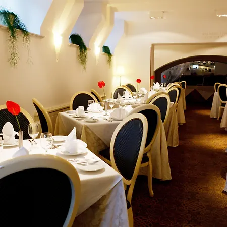 Monika Centrum Hotel