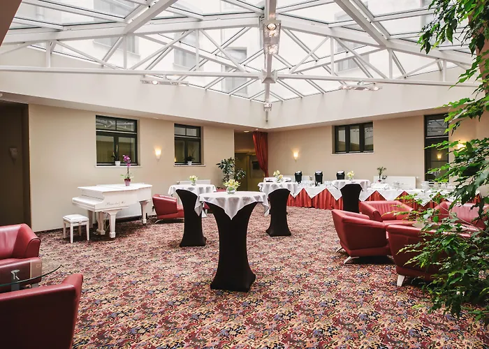 Monika Centrum Hotel 4*