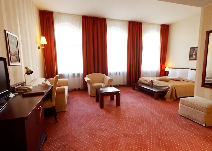 Monika Centrum מלון 4*