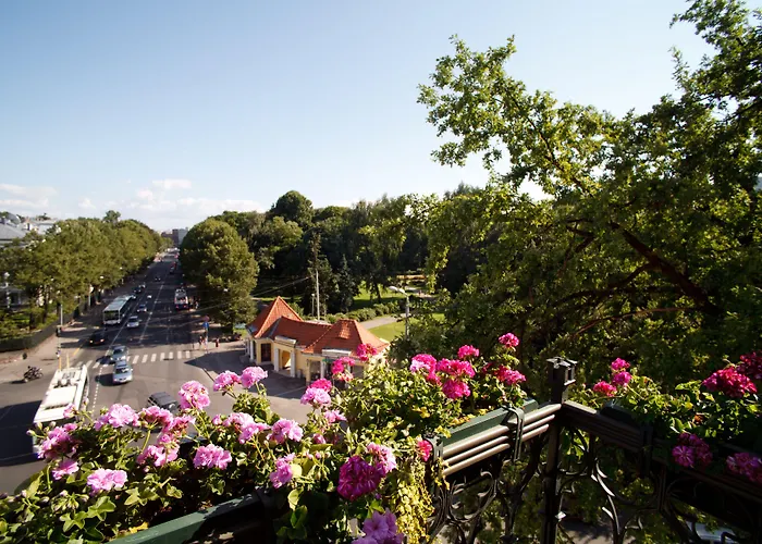 Monika Centrum מלון 4*