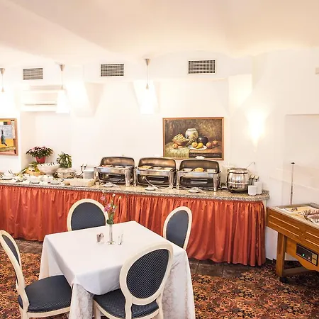 Monika Centrum 4* Riga