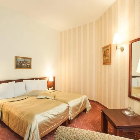 Hotel Monika Centrum 4*