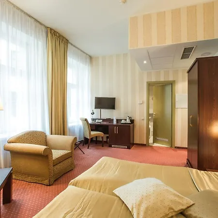 Monika Centrum Hotel 4*