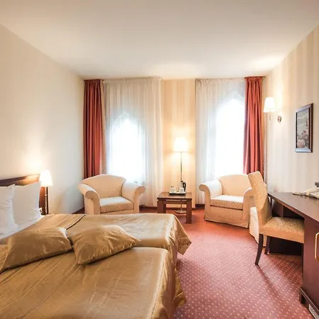 Monika Centrum 4*