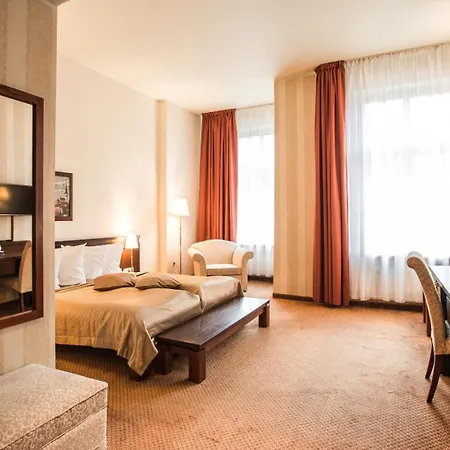 Monika Centrum Ξενοδοχείο 4*