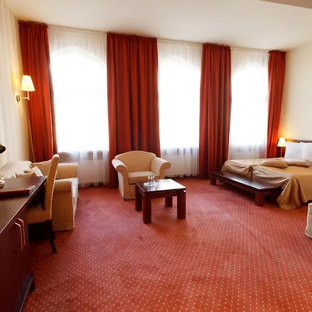 Monika Centrum Ξενοδοχείο 4*